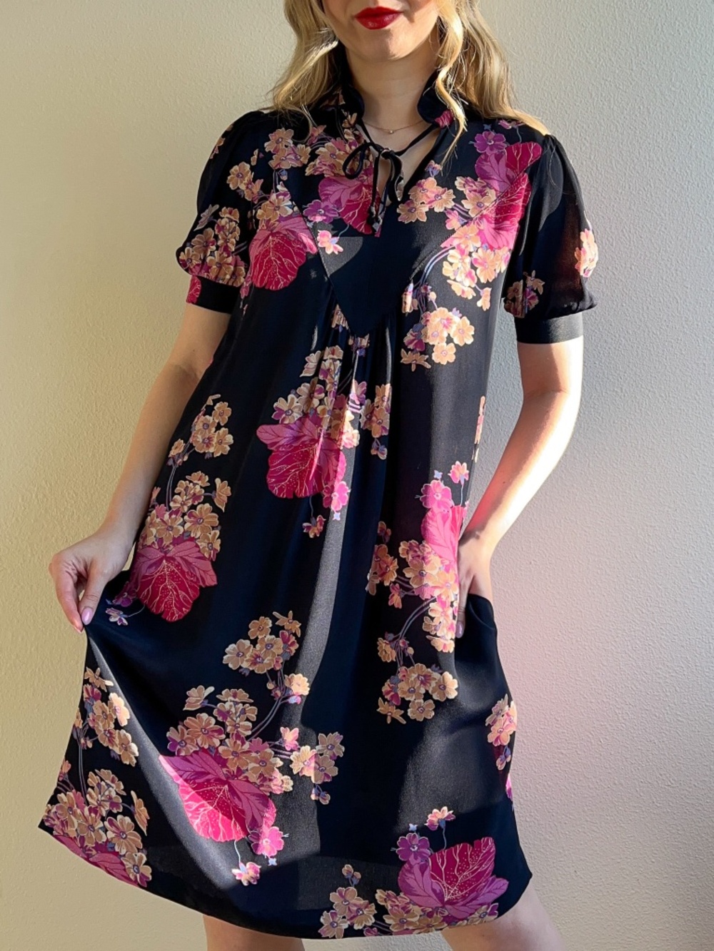 Vintage 1970s Midnight Blue Dress With Purple Floral Print (S/M)
